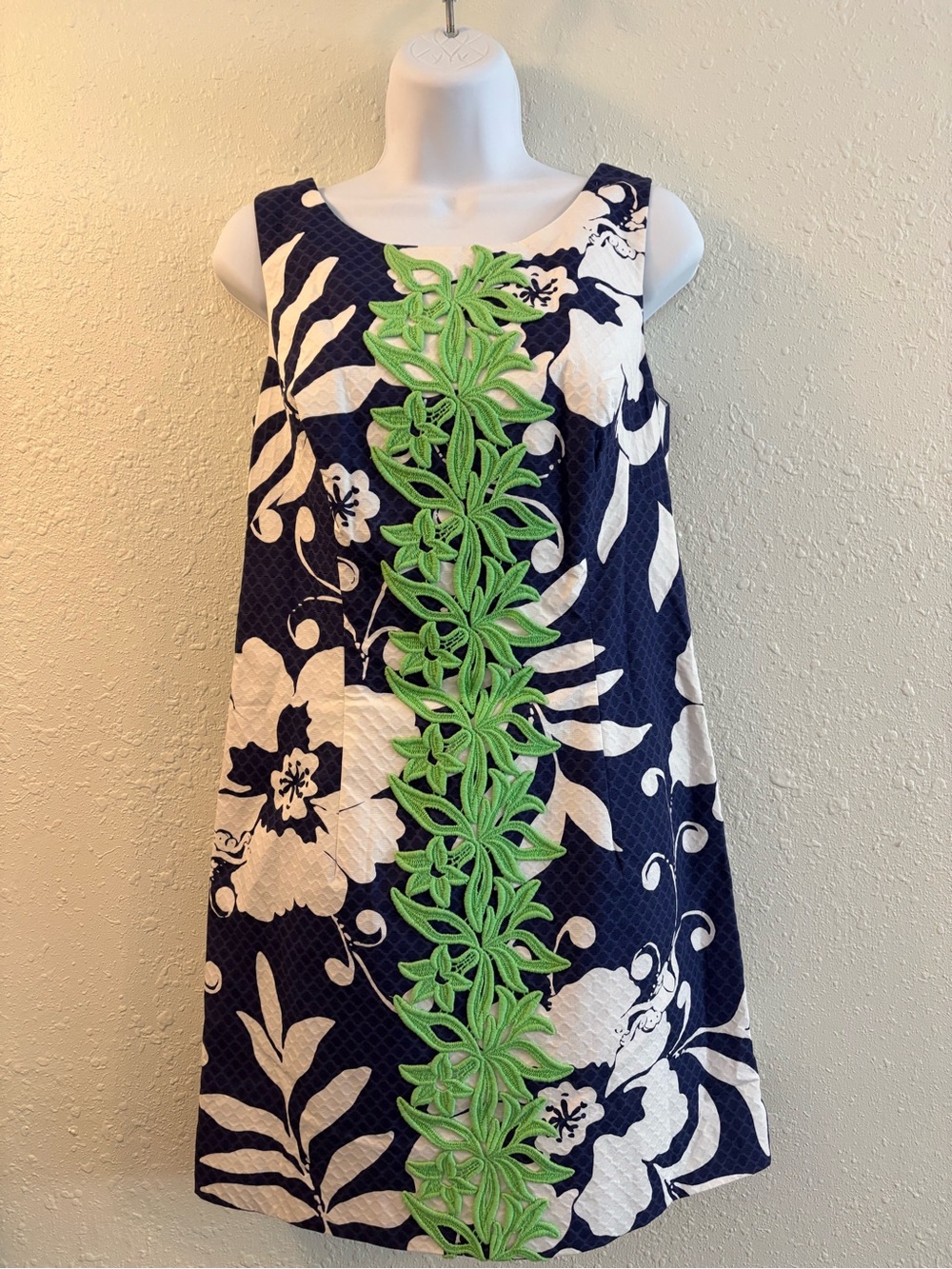 Lilly Pulitzer Navy and White Floral Dress with Lime Green Applique